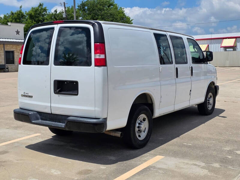 2019 Chevrolet Express 2500