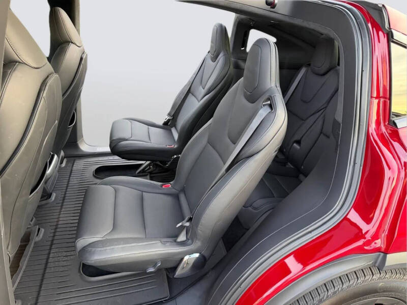 2023 Tesla Model X Plaid