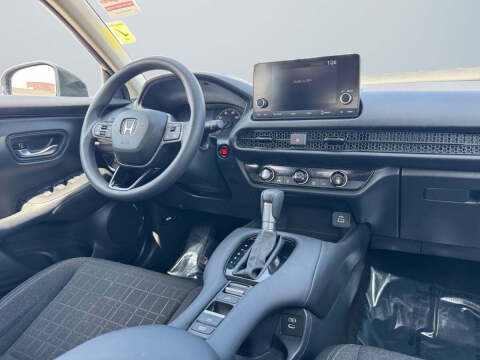 2025 Honda HR-V LX