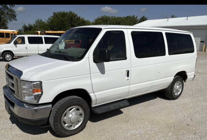 2014 Ford E-Series E-350 SD XLT