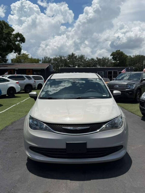 2017 Chrysler Pacifica Touring