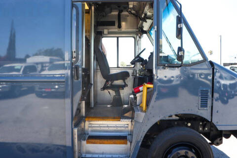 2020 Freightliner MT45 Chassis