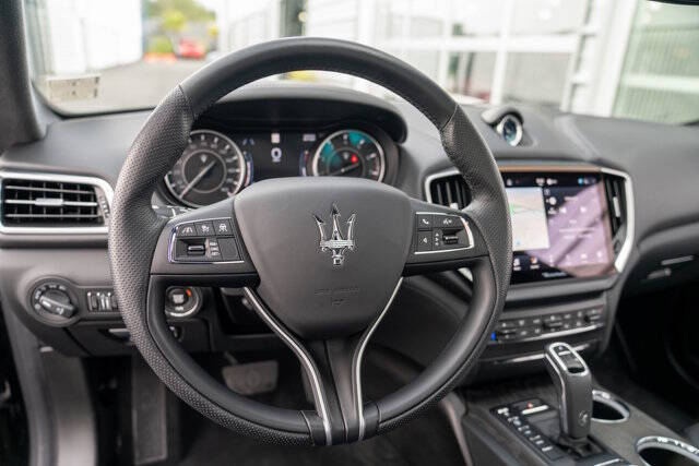 2022 Maserati Ghibli 19