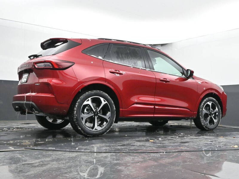 2026 Ford Escape ST-Line Elite