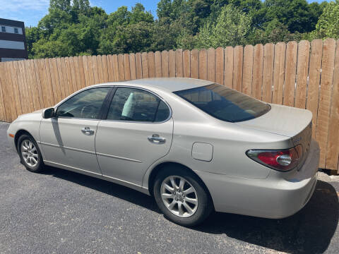 2004 Lexus ES 330 for sale at Trocci's Auto Sales in West Pittsburg PA