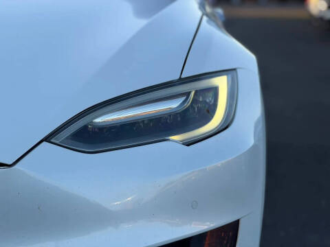 2016 Tesla Model S
