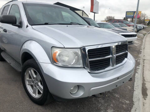 2009 Dodge Durango for sale at BELOW BOOK AUTO SALES in Idaho Falls ID