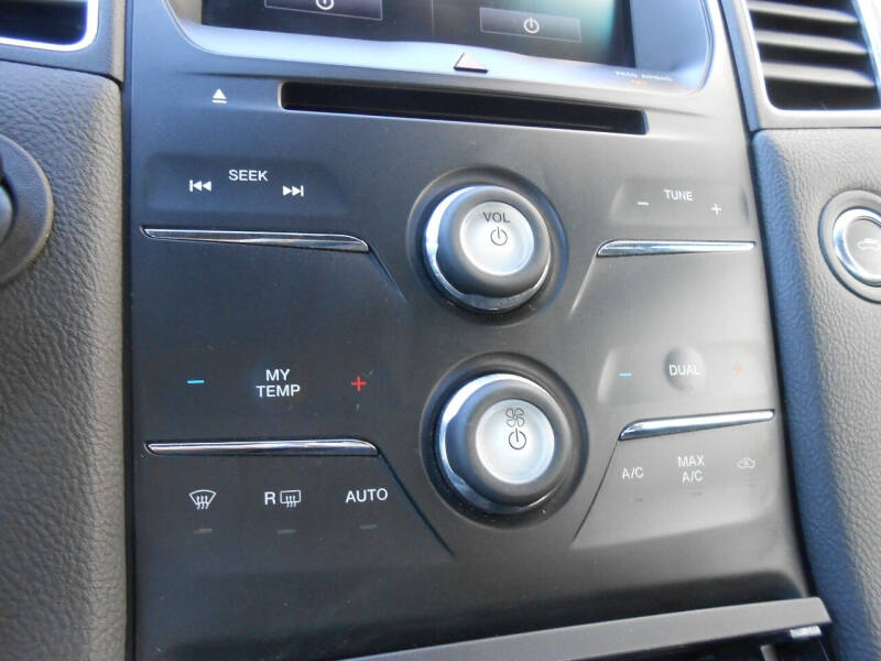 2014 Ford Taurus SEL