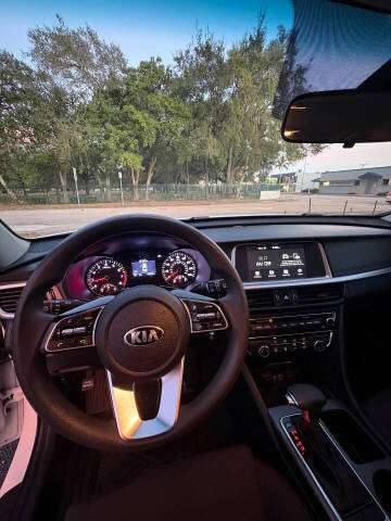 2020 Kia Optima LX
