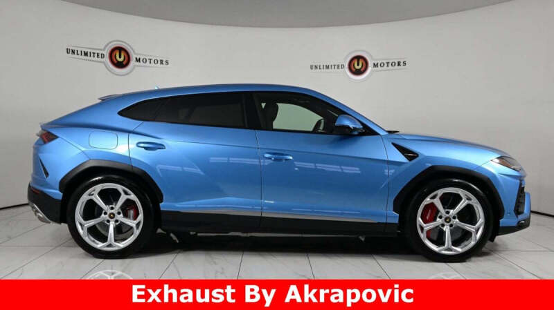 2022 Lamborghini Urus