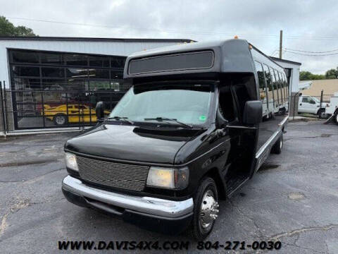 2005 Ford E-Series E-450 SD