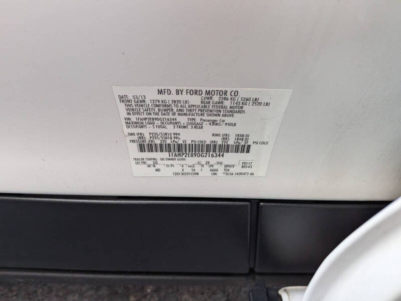 2013 Ford Taurus SEL