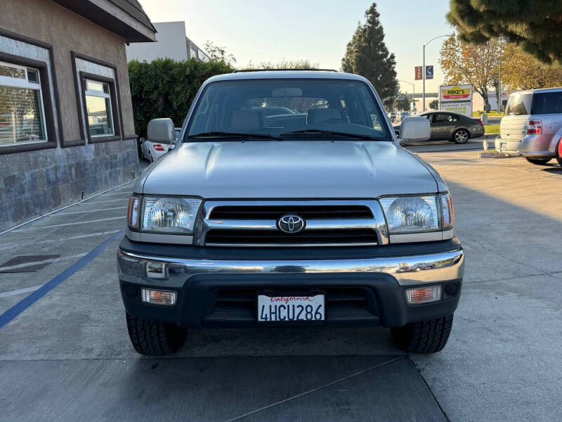 1999 Toyota 4Runner SR5 photo 3