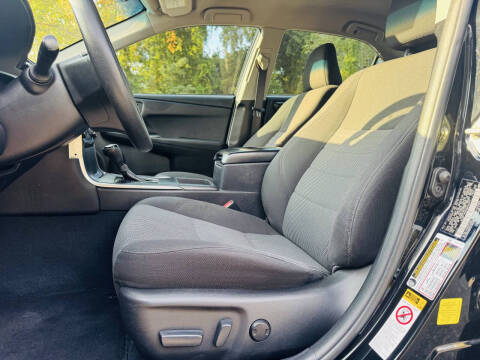 2017 Toyota Camry LE