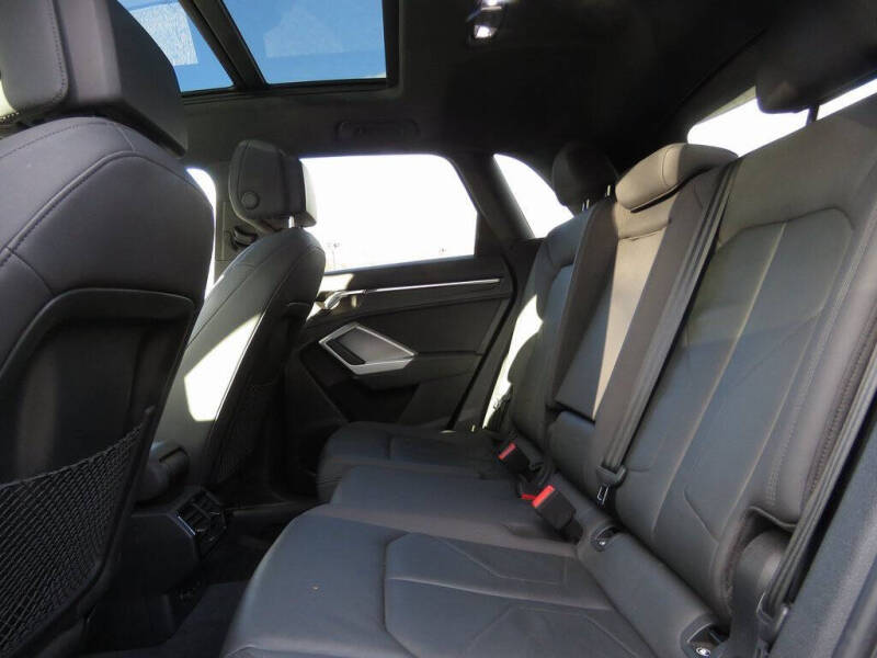 2019 Audi Q3 quattro Premium 45 TFSI