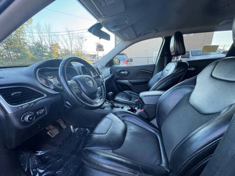 2019 Jeep Cherokee Latitude Plus