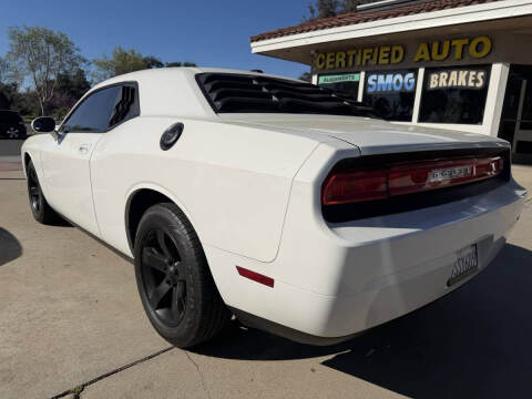 2009 Dodge Challenger SE