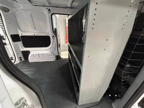 2021 Nissan NV200 SV