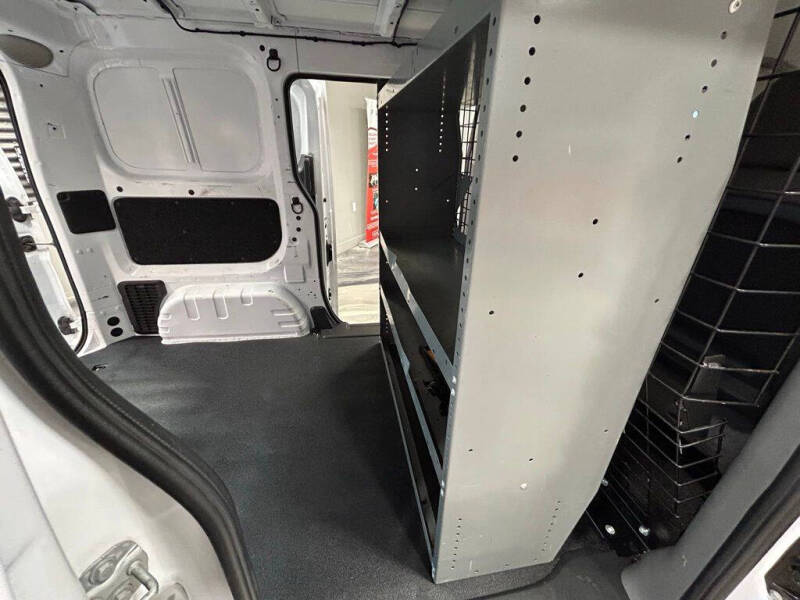 2021 Nissan NV200 SV