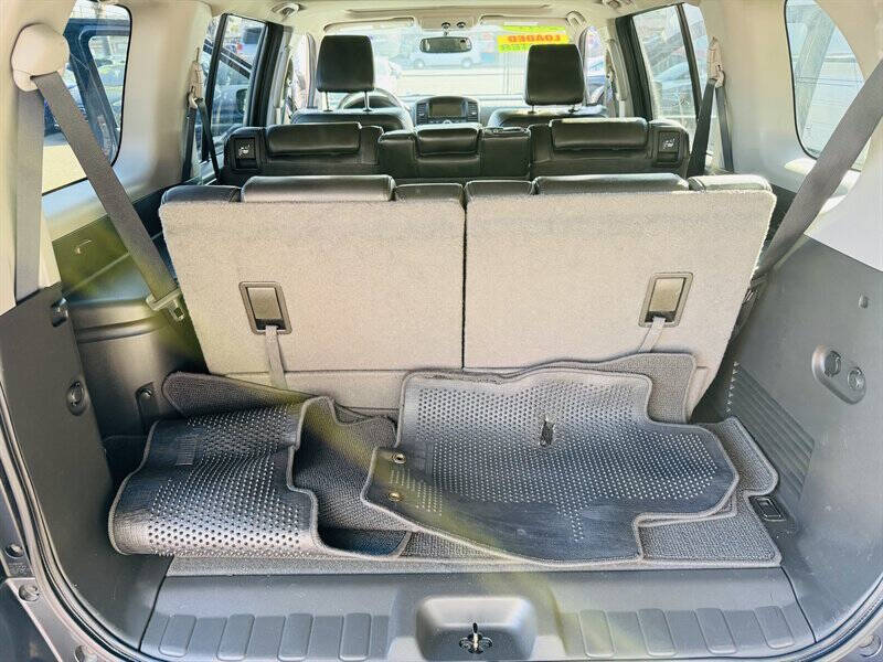 2011 Nissan Pathfinder LE