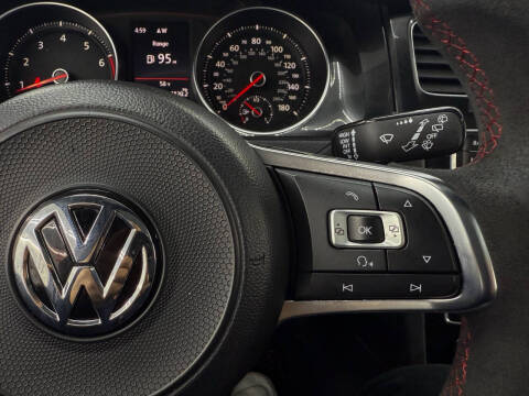 2017 Volkswagen Golf GTI Autobahn