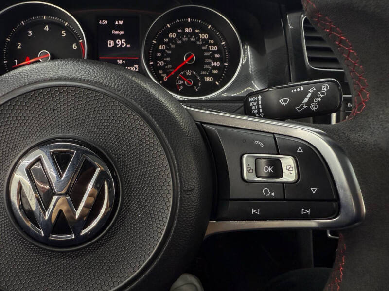 2017 Volkswagen Golf GTI Autobahn