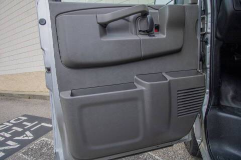 2017 Chevrolet Express LT 3500