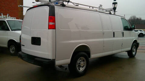 2025 Chevrolet Express 2500