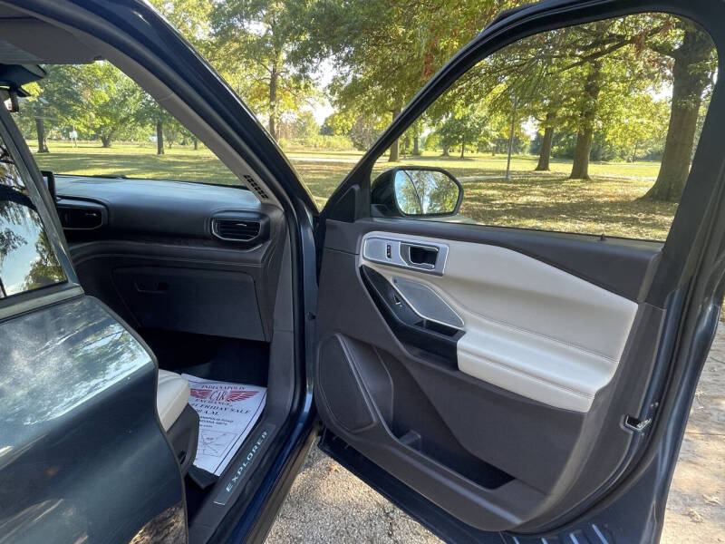 2020 Ford Explorer Platinum