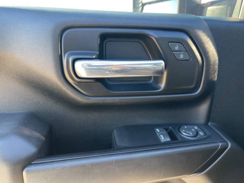 2023 GMC Sierra 2500HD Pro