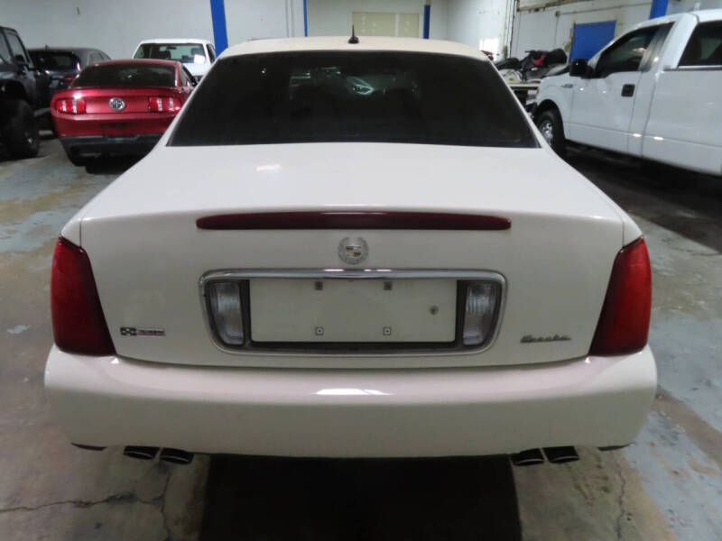 2005 Cadillac DeVille