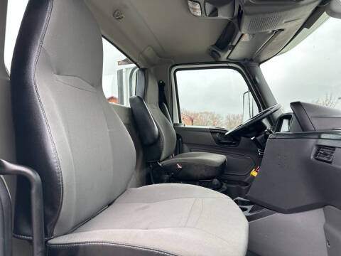 2021 International RH613