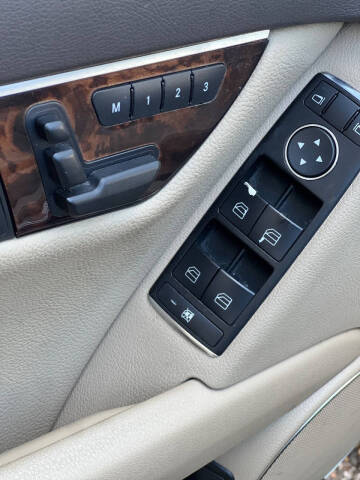 2013 Mercedes-Benz C-Class C 300 Luxury 4MATIC