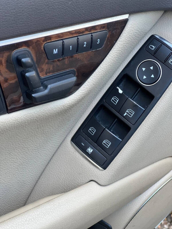 2013 Mercedes-Benz C-Class C 300 Luxury 4MATIC