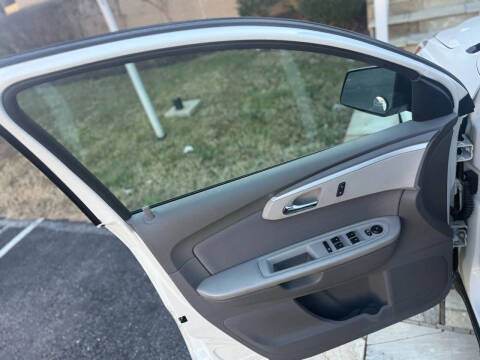 2012 Chevrolet Traverse LS