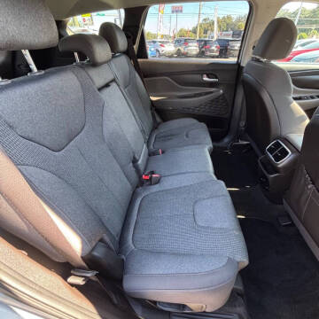 2019 Hyundai Santa Fe SE 2.4L