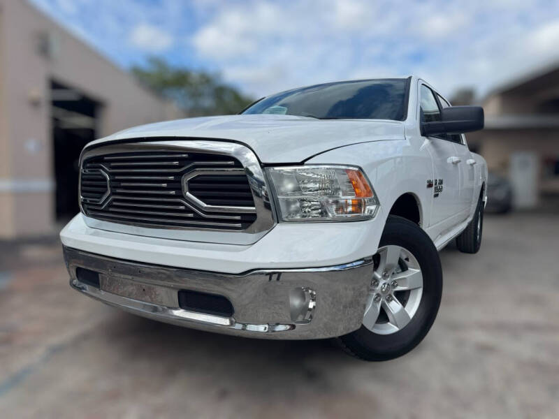 2021 RAM Ram 1500 Classic SLT