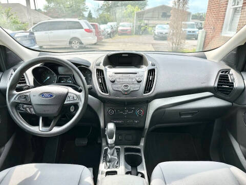 2017 Ford Escape S