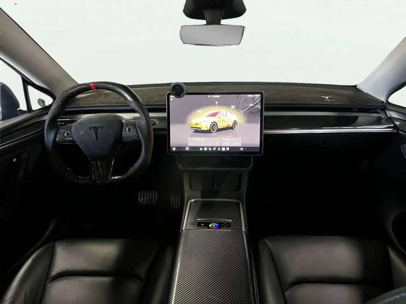2023 Tesla Model Y Performance