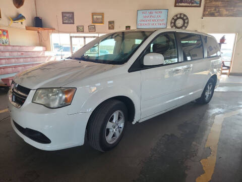 2013 Dodge Grand Caravan for sale at PYRAMID MOTORS - Pueblo Lot in Pueblo CO