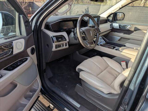 2022 Lincoln Navigator L Reserve