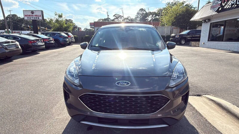 2020 Ford Escape SE