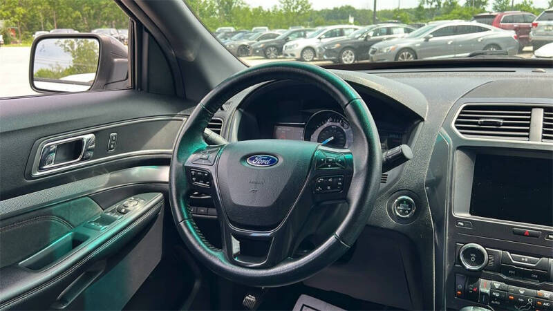 2019 Ford Explorer XLT