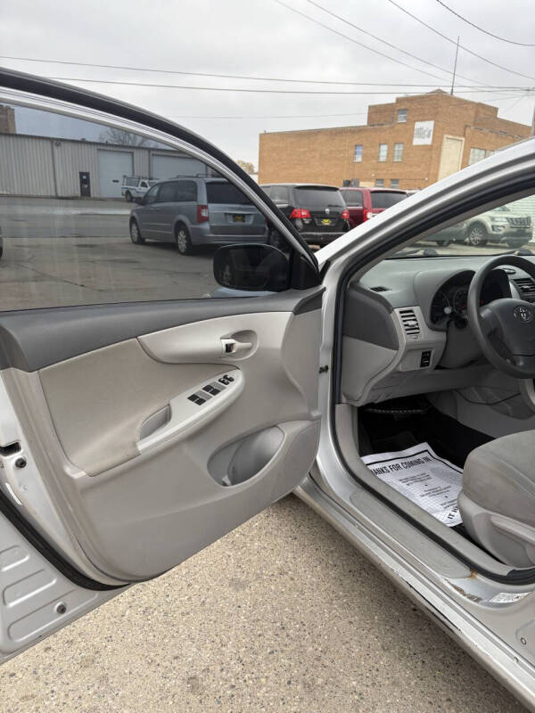 2009 Toyota Corolla LE