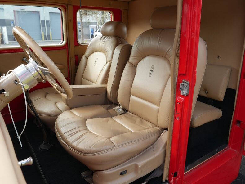 1948 Diamond T Truck
