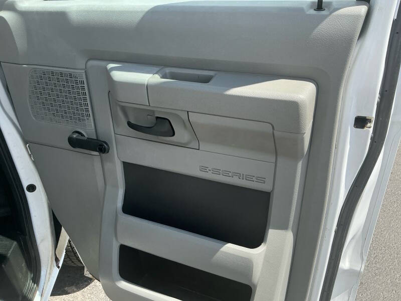 2016 Ford E-Series