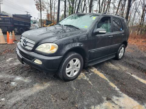 2005 Mercedes-Benz M-Class for sale at CRS 1 LLC in Lakewood NJ