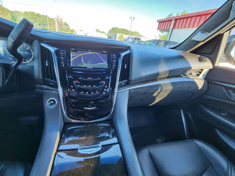 2017 Cadillac Escalade ESV Platinum