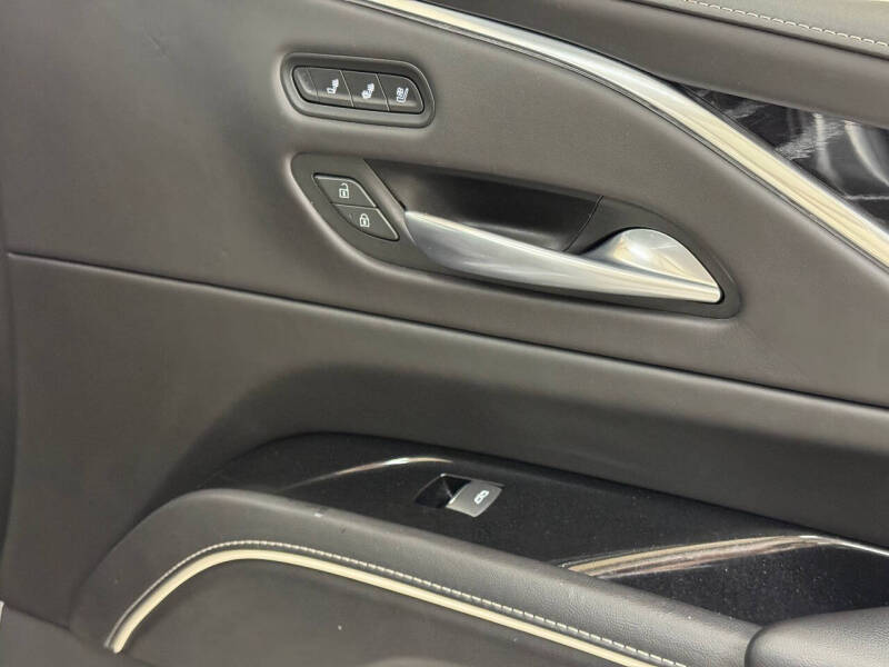 2023 Cadillac Escalade-V ESV