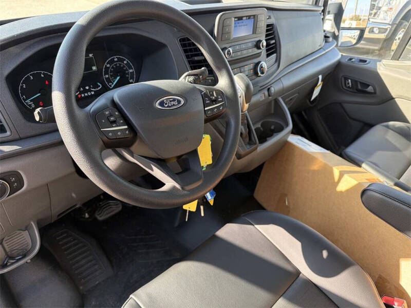 2025 Ford Transit
